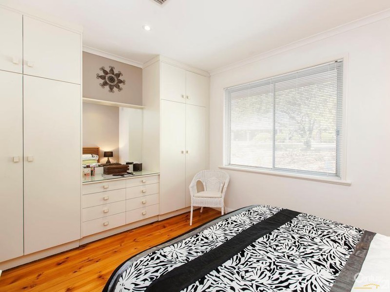 2 Eucalypt Parade, St Agnes SA 5097
