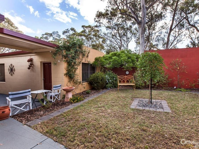 2 Eucalypt Parade, St Agnes SA 5097