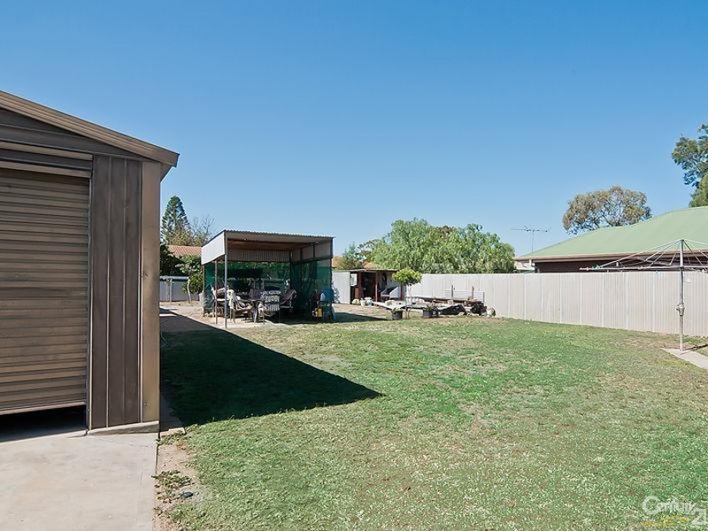 18 King William Street, Rosewater SA 5013