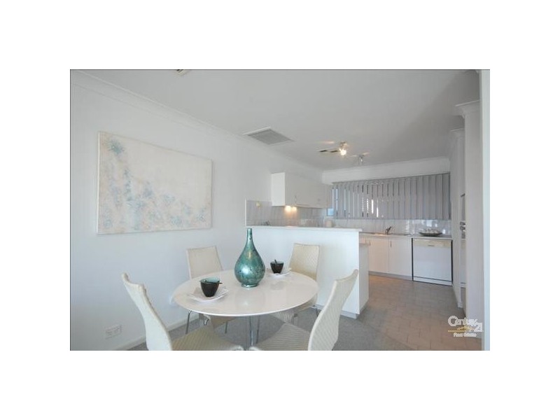 9/12 Arcadia Court, North Haven SA 5018