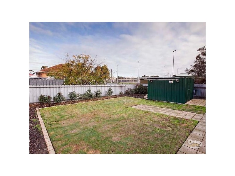 27 Parr Street, Largs Bay SA 5016