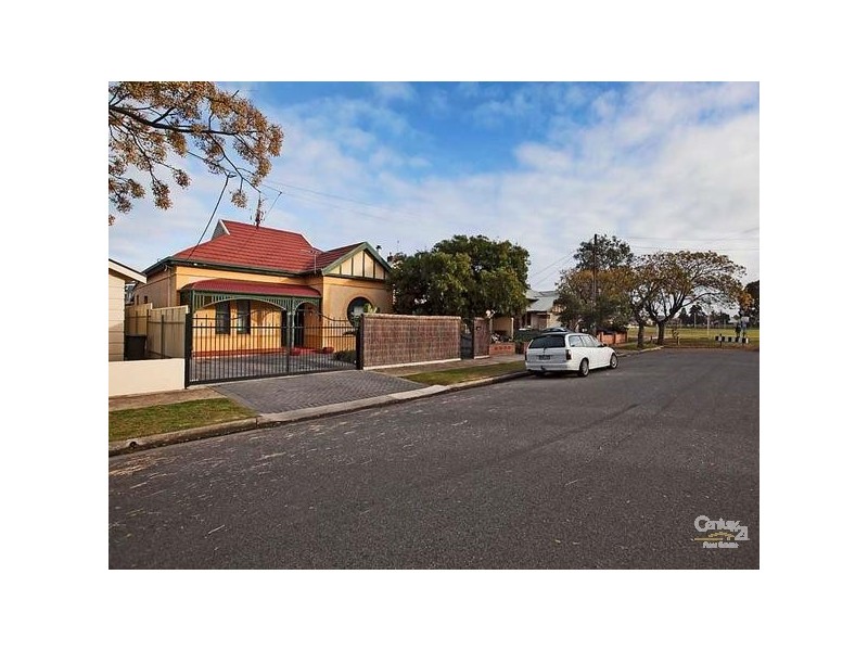 27 Parr Street, Largs Bay SA 5016