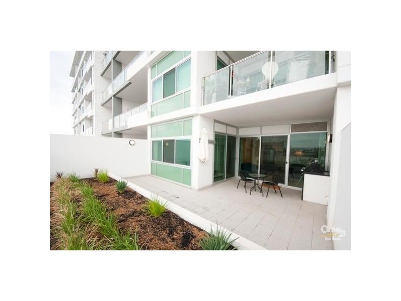 208/1-2 Tarni Court, New Port SA 5015