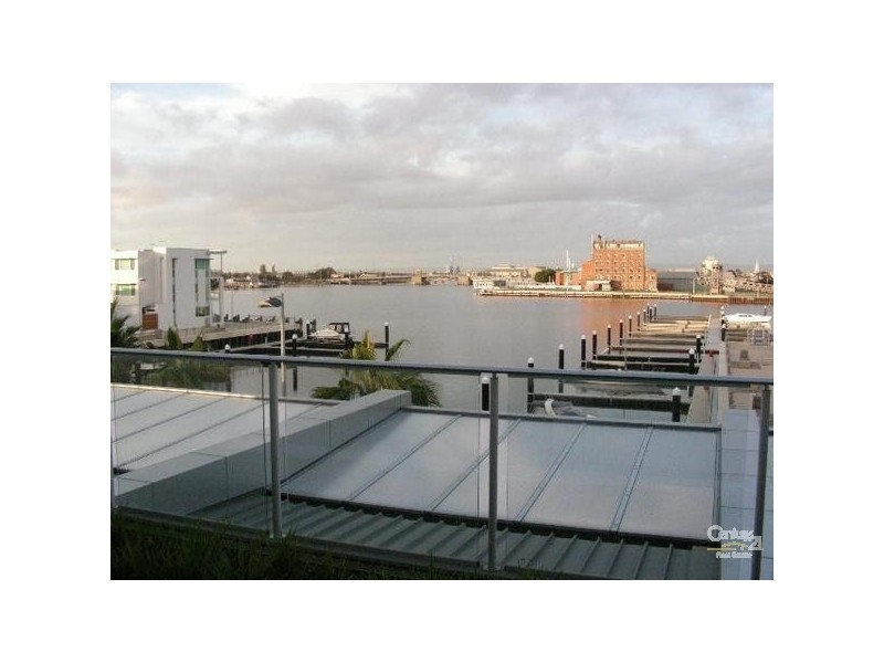 208/1-2 Tarni Court, New Port SA 5015