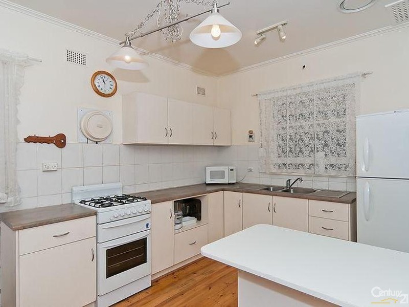 419 Victoria Road, Taperoo SA 5017