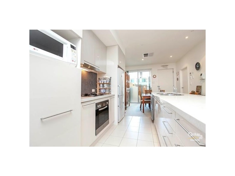 30 Karka Cove, New Port SA 5015