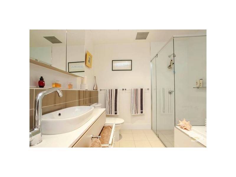 30 Karka Cove, New Port SA 5015