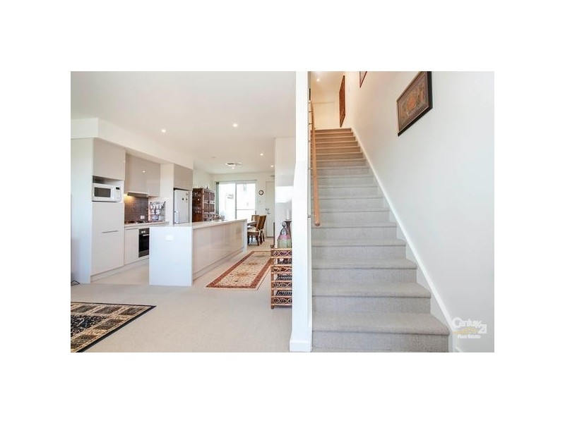 30 Karka Cove, New Port SA 5015