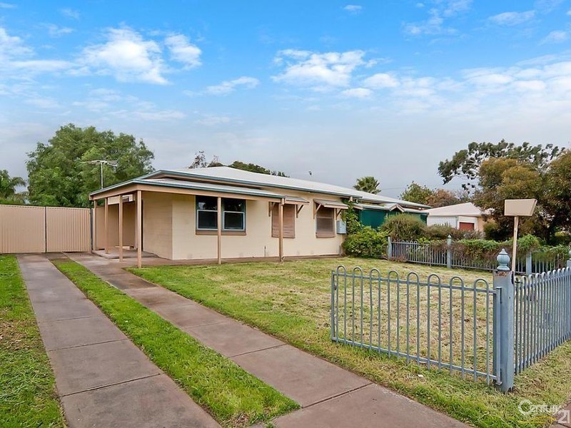 12 Yongala Street, Taperoo SA 5017