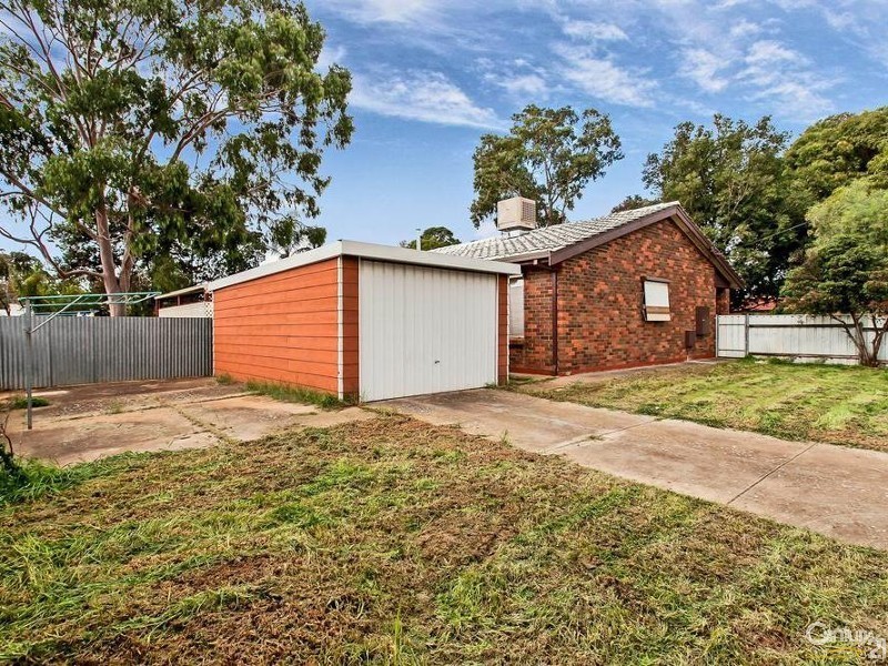 2/19 Down Crescent, Salisbury Downs SA 5108