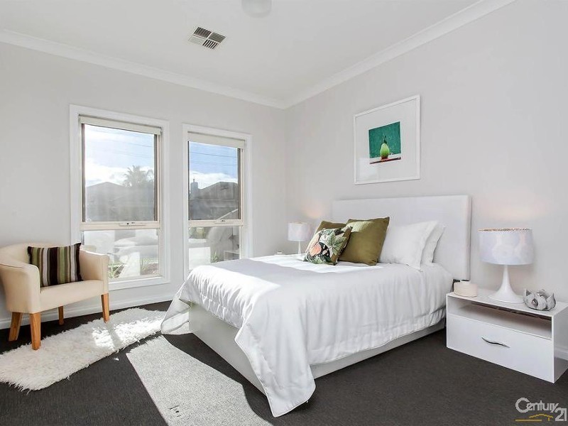 10 Swansea Street, Largs North SA 5016