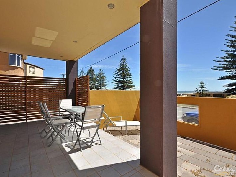 1/205 Lady Gowrie Drive, Largs Bay SA 5016