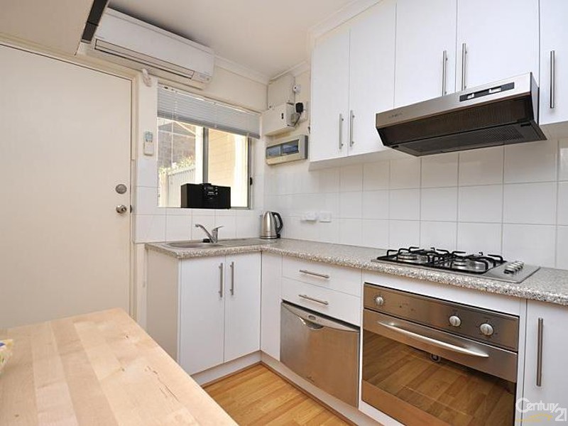 1/205 Lady Gowrie Drive, Largs Bay SA 5016