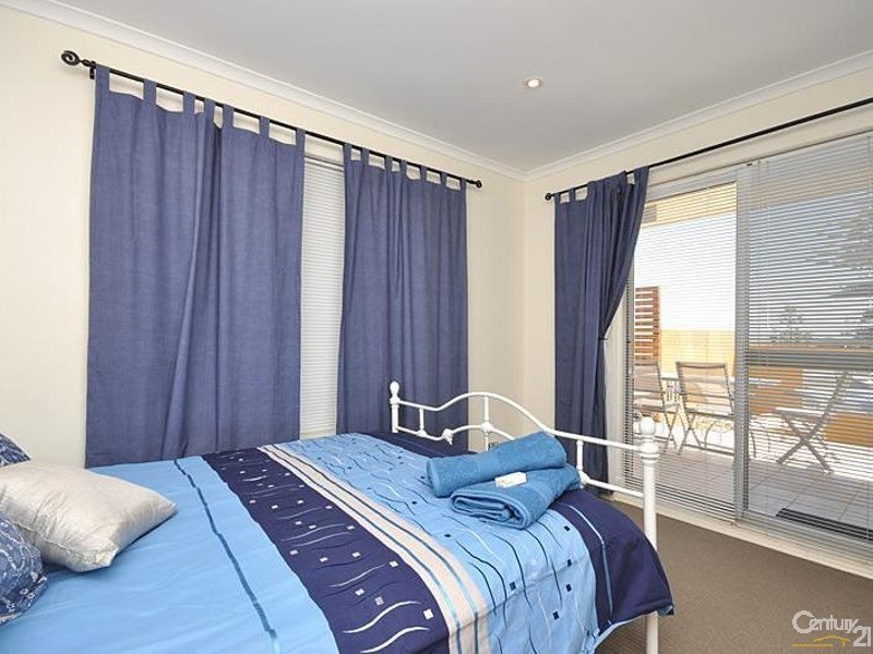 1/205 Lady Gowrie Drive, Largs Bay SA 5016