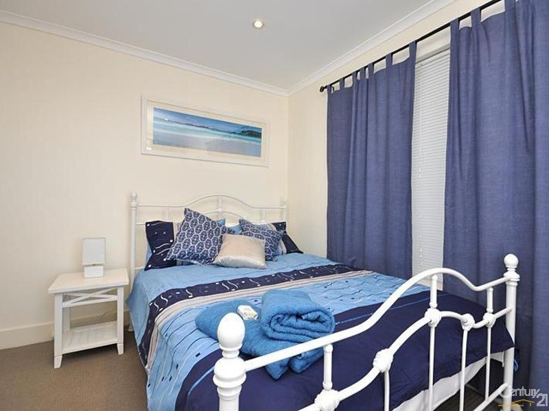 1/205 Lady Gowrie Drive, Largs Bay SA 5016