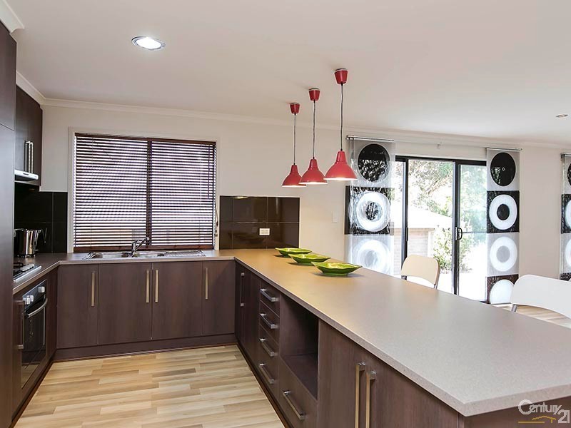 13 Maplewood Court, Flagstaff Hill SA 5159