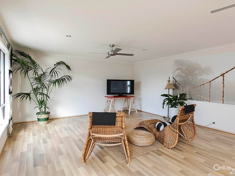 13 Maplewood Court, Flagstaff Hill SA 5159