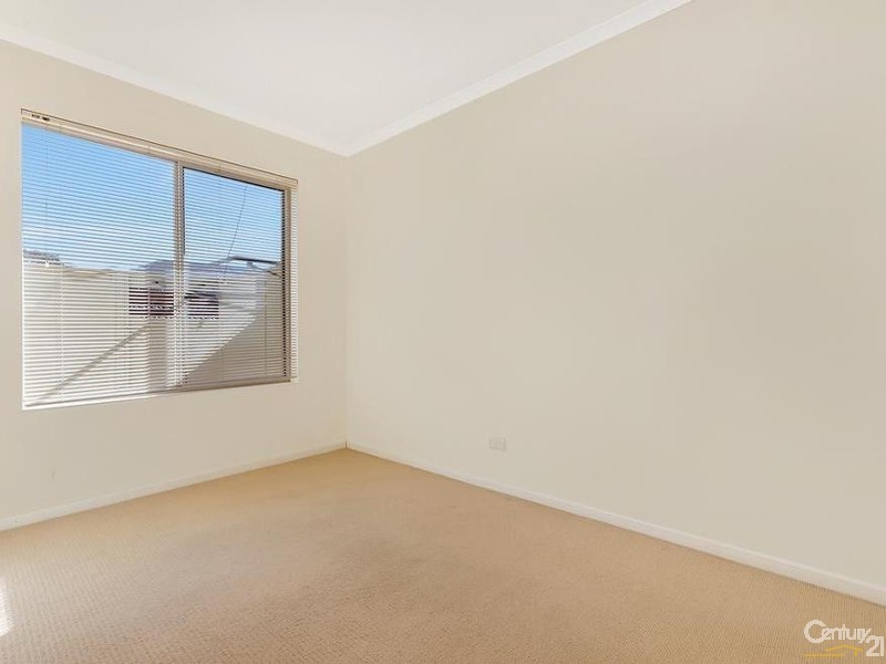 6 / 5 Gurner Terrace, Grange SA 5022
