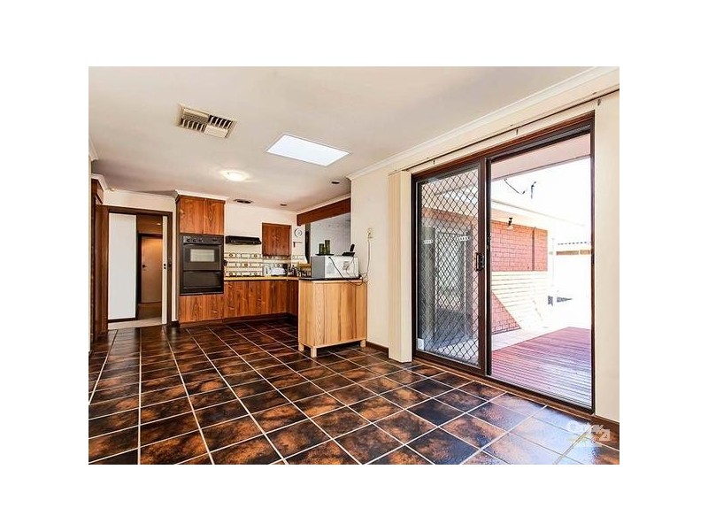 6 Merle Marten Drive, North Haven SA 5018