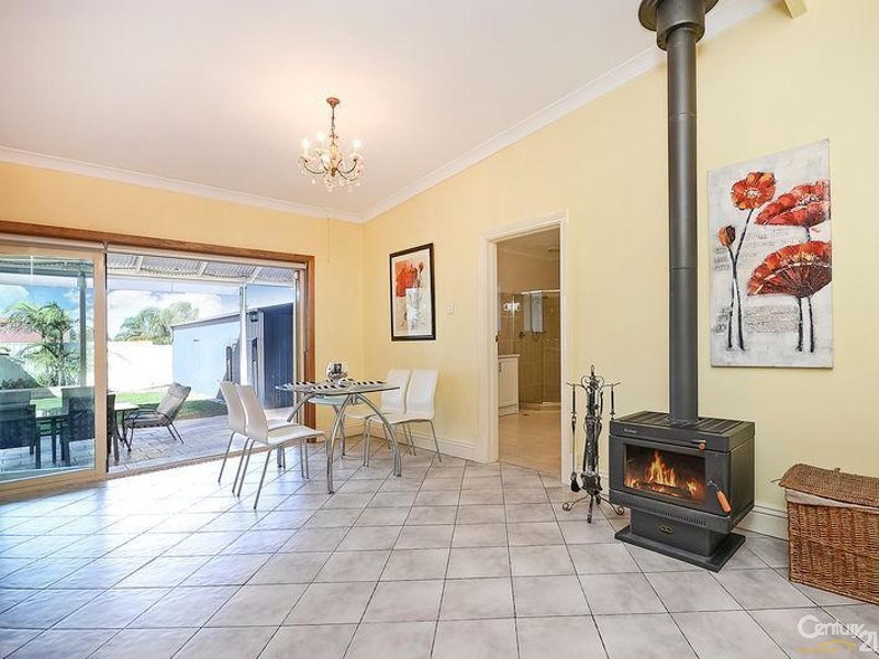 118 Military Road, Semaphore SA 5019