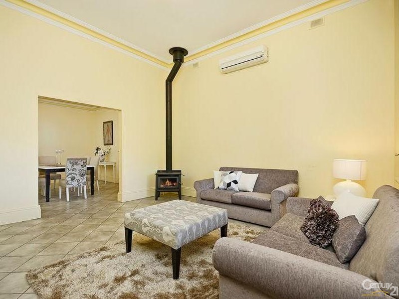 118 Military Road, Semaphore SA 5019