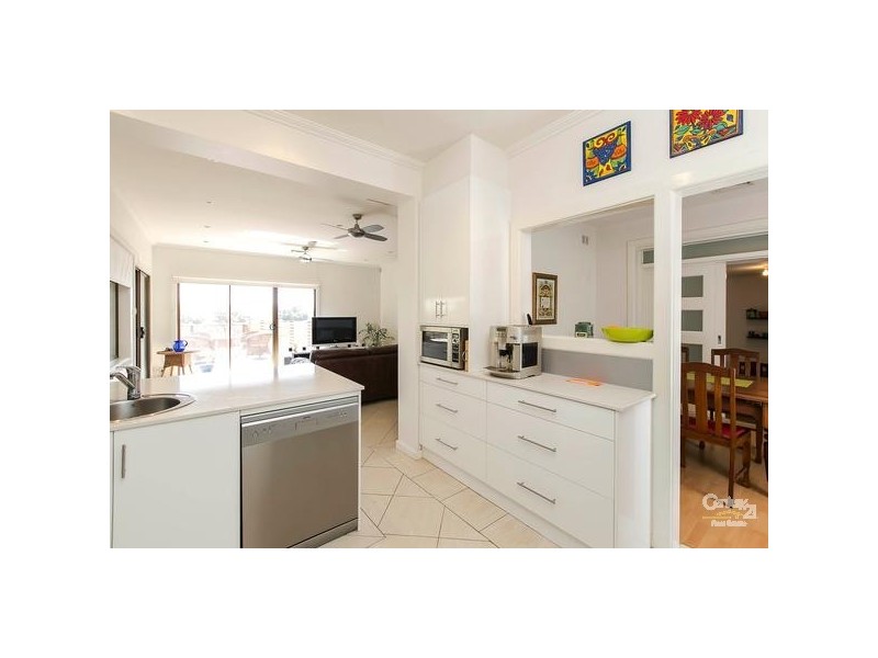 6 Hillview Avenue, Tennyson SA 5022