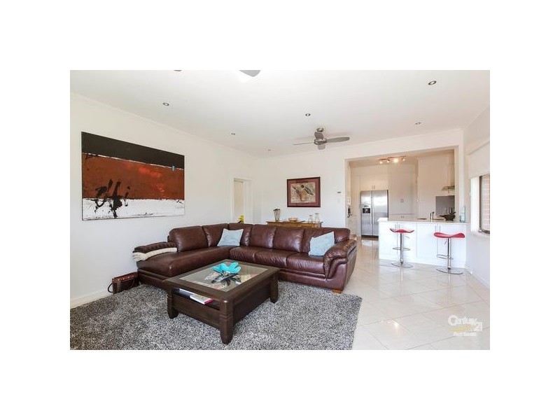 6 Hillview Avenue, Tennyson SA 5022