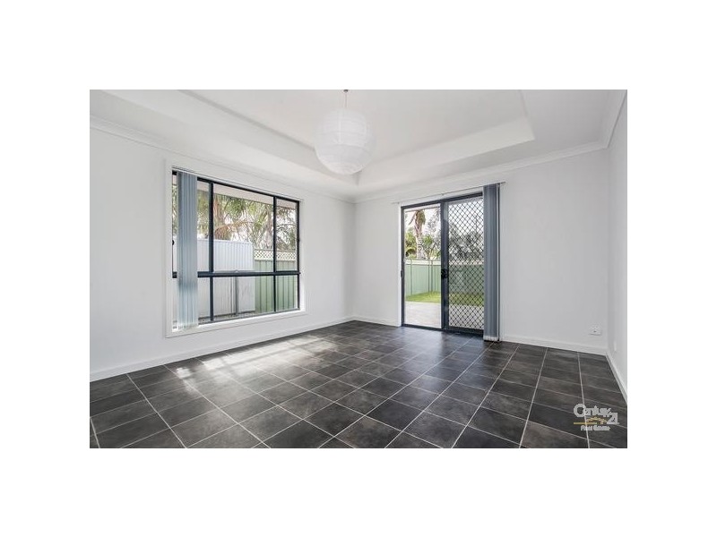 24 Hanson Street, Semaphore SA 5019