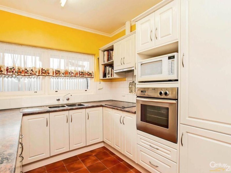 33 Lamorna Terrace, Largs North SA 5016