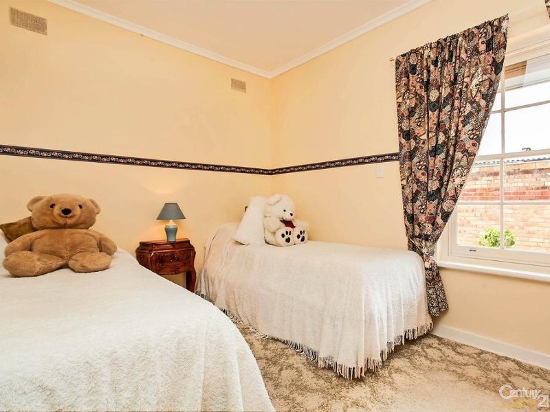 33 Lamorna Terrace, Largs North SA 5016