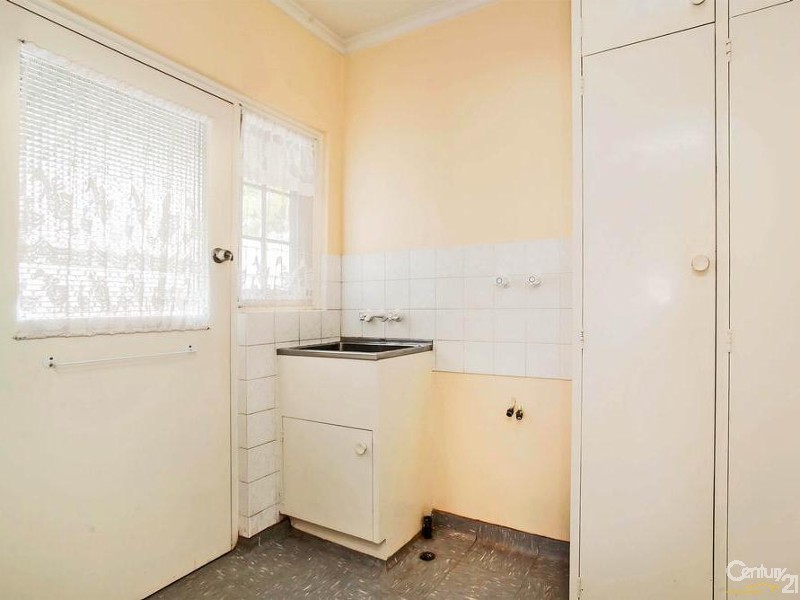 33 Lamorna Terrace, Largs North SA 5016