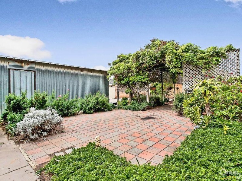 33 Lamorna Terrace, Largs North SA 5016