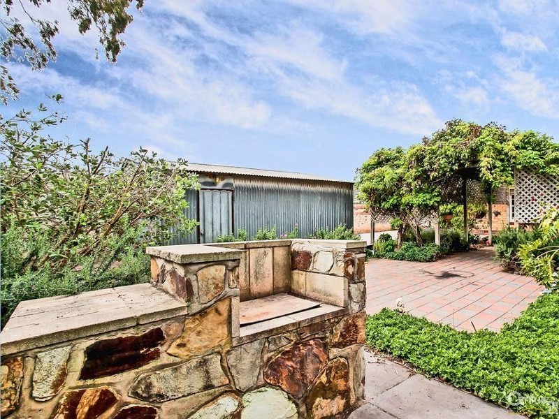 33 Lamorna Terrace, Largs North SA 5016