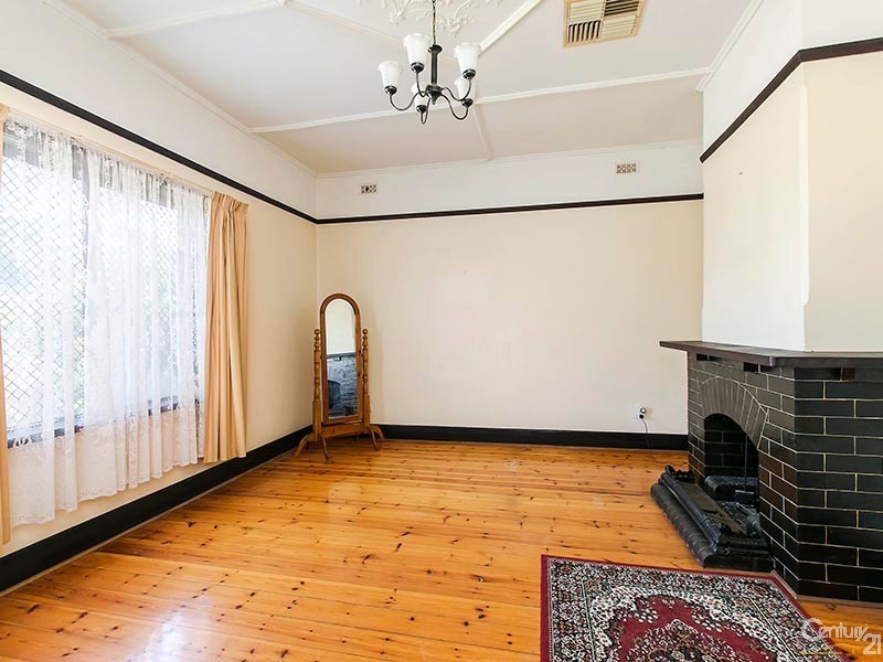 85 Gedville Road, Taperoo SA 5017