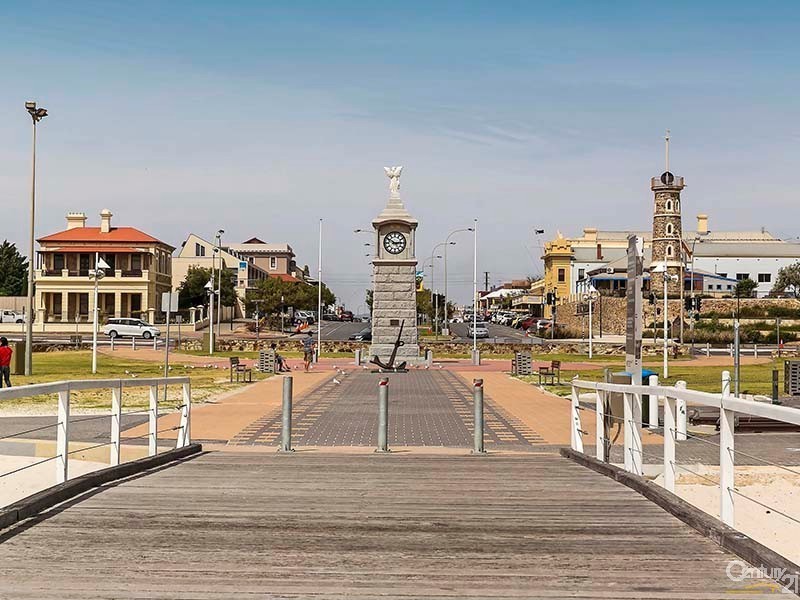 20 Cave Street, Semaphore SA 5019