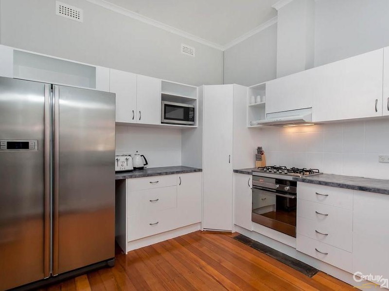 31 Military Road, Semaphore South SA 5019