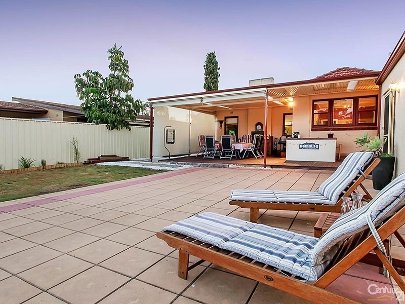 20 Lamorna Terrace, Largs North SA 5016