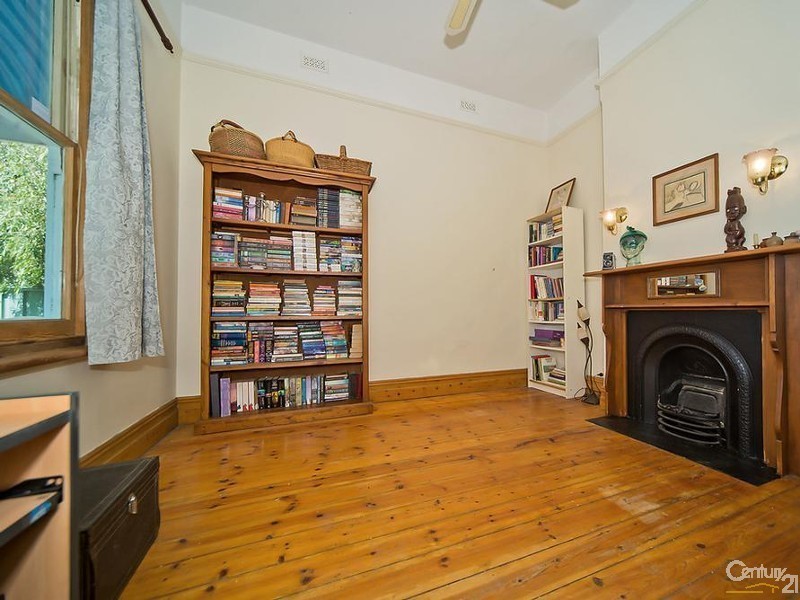 2 Gliddon Street, Rosewater SA 5013