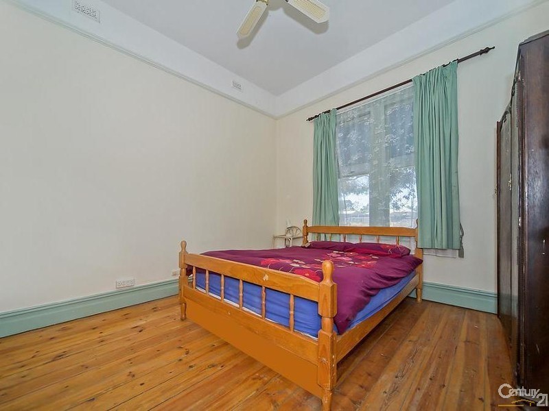 2 Gliddon Street, Rosewater SA 5013