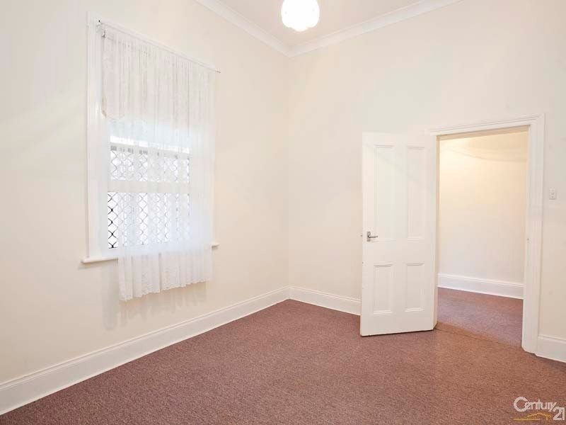 65  Victoria Road, Birkenhead SA 5015