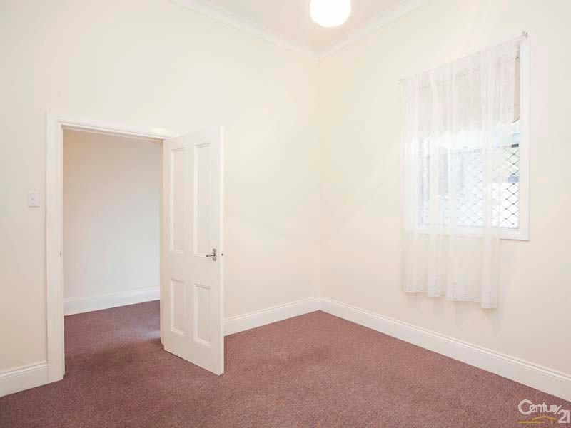 65  Victoria Road, Birkenhead SA 5015