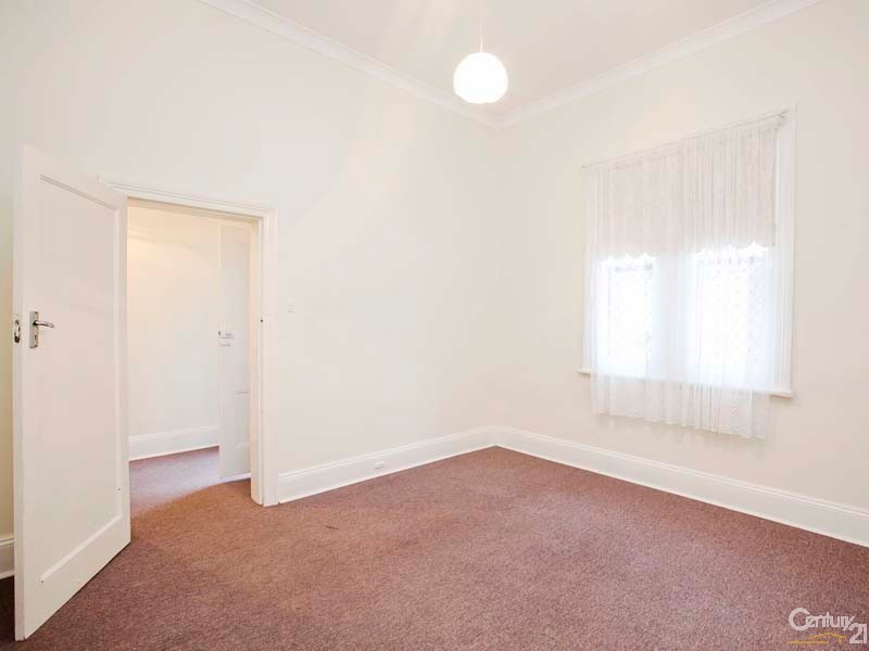 65  Victoria Road, Birkenhead SA 5015