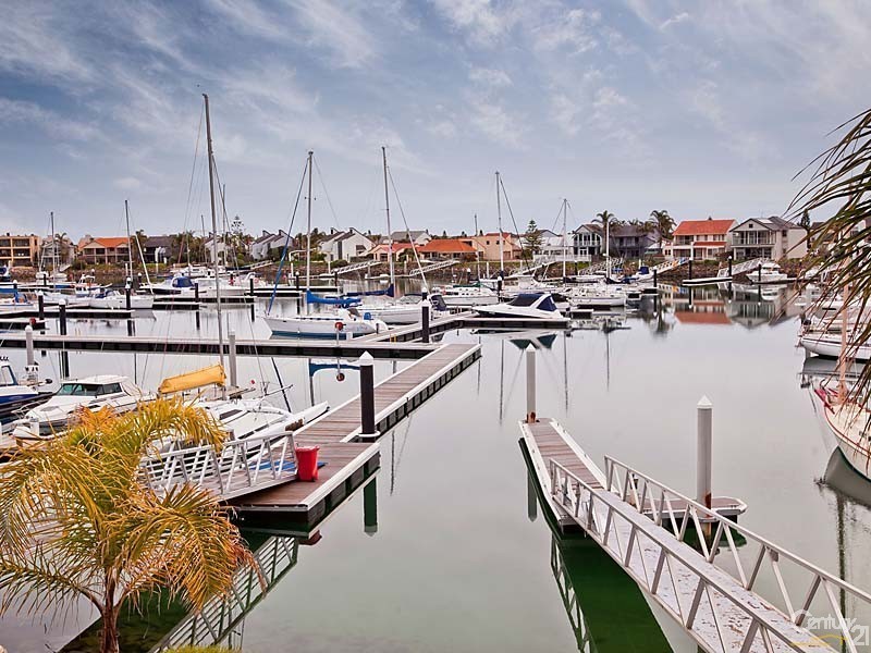 16 Liberty Avenue, North Haven SA 5018