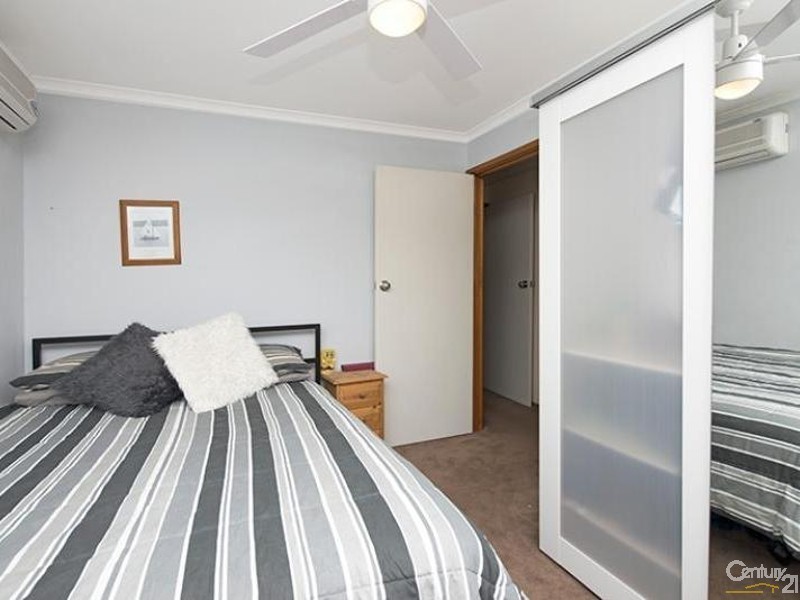 2/18 Clarke Street, Rosewater SA 5013