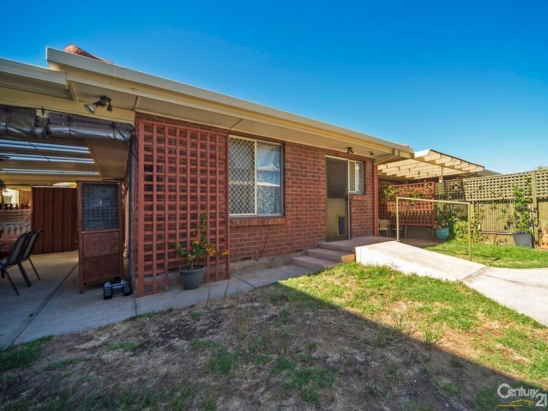 2/17 Short Street, Rosewater SA 5013