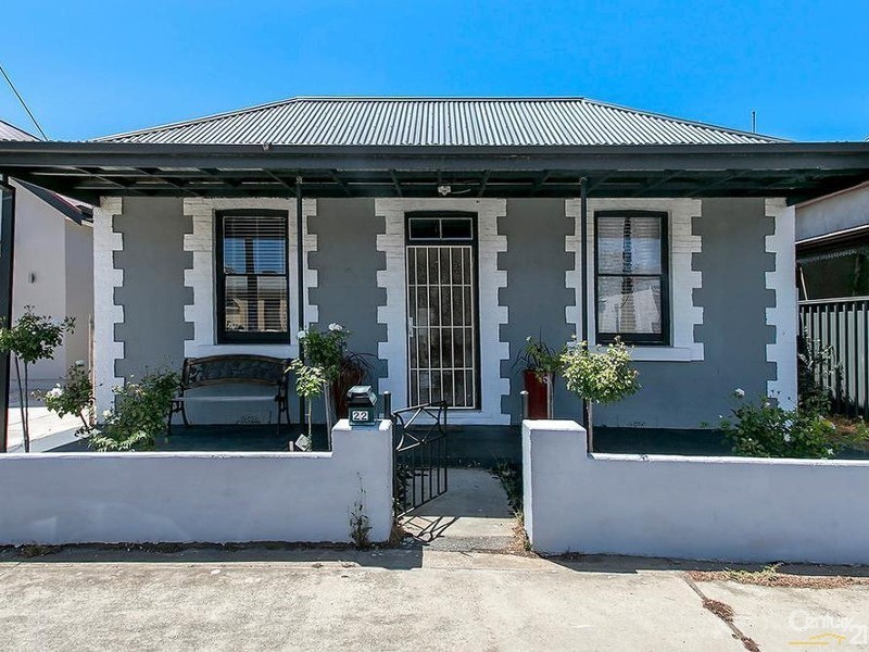 22 Young Street, Semaphore SA 5019