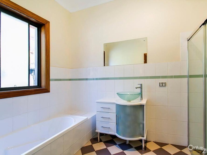 22 Young Street, Semaphore SA 5019