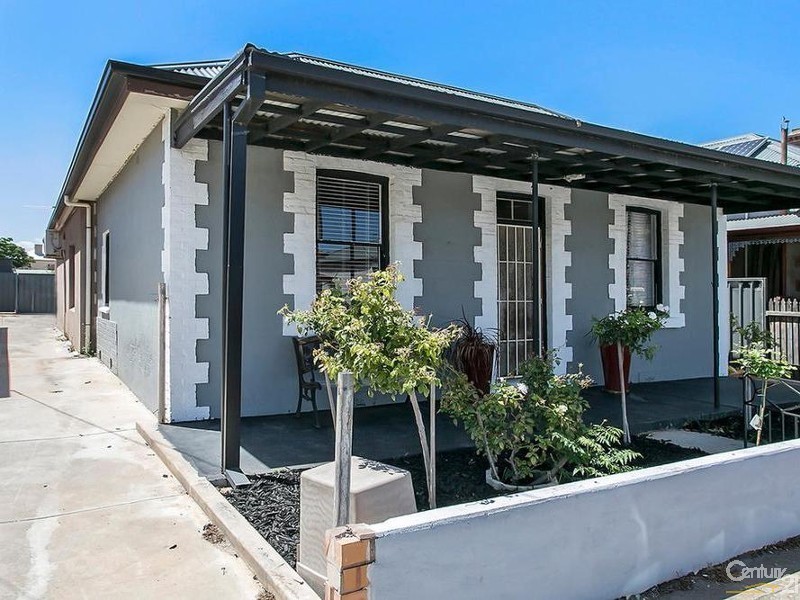 22 Young Street, Semaphore SA 5019