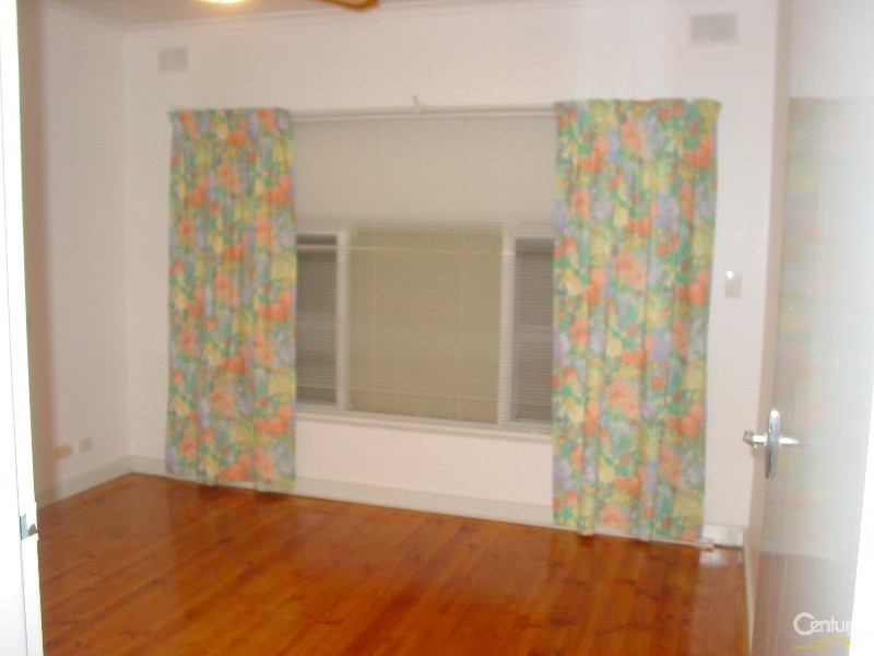 2 Turton Street, Semaphore SA 5019