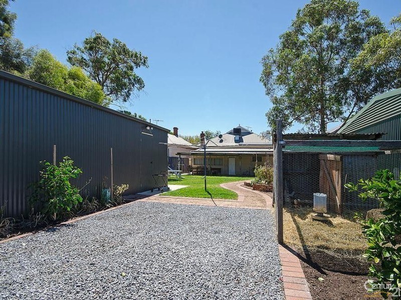 11 Roberts Street, Birkenhead SA 5015